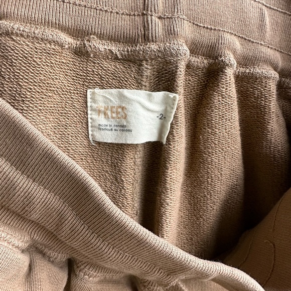 Tkees Jogger sweatpants - size medium (6-8) - Made in Canada - Picture 6 of 10